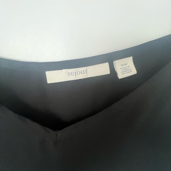 Sejour Black Asymmetrical Hem Camisole | Size 16W | Adjustable Straps - Picture 2 of 5